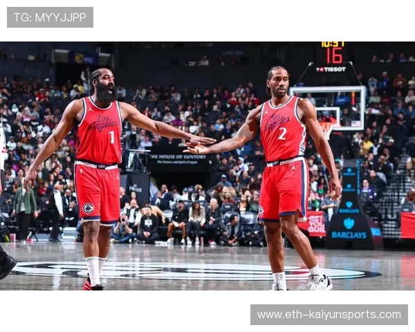 裁员还是补强？快船下一步应采取何种激进动作