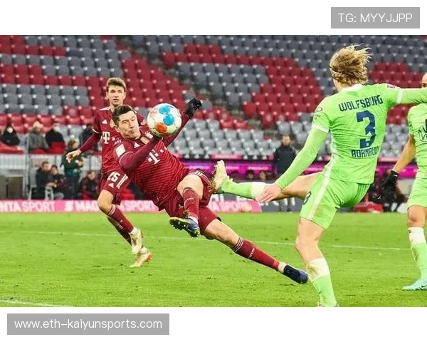 德甲进球排行榜莱万居首宝座稳固，德甲总进球榜